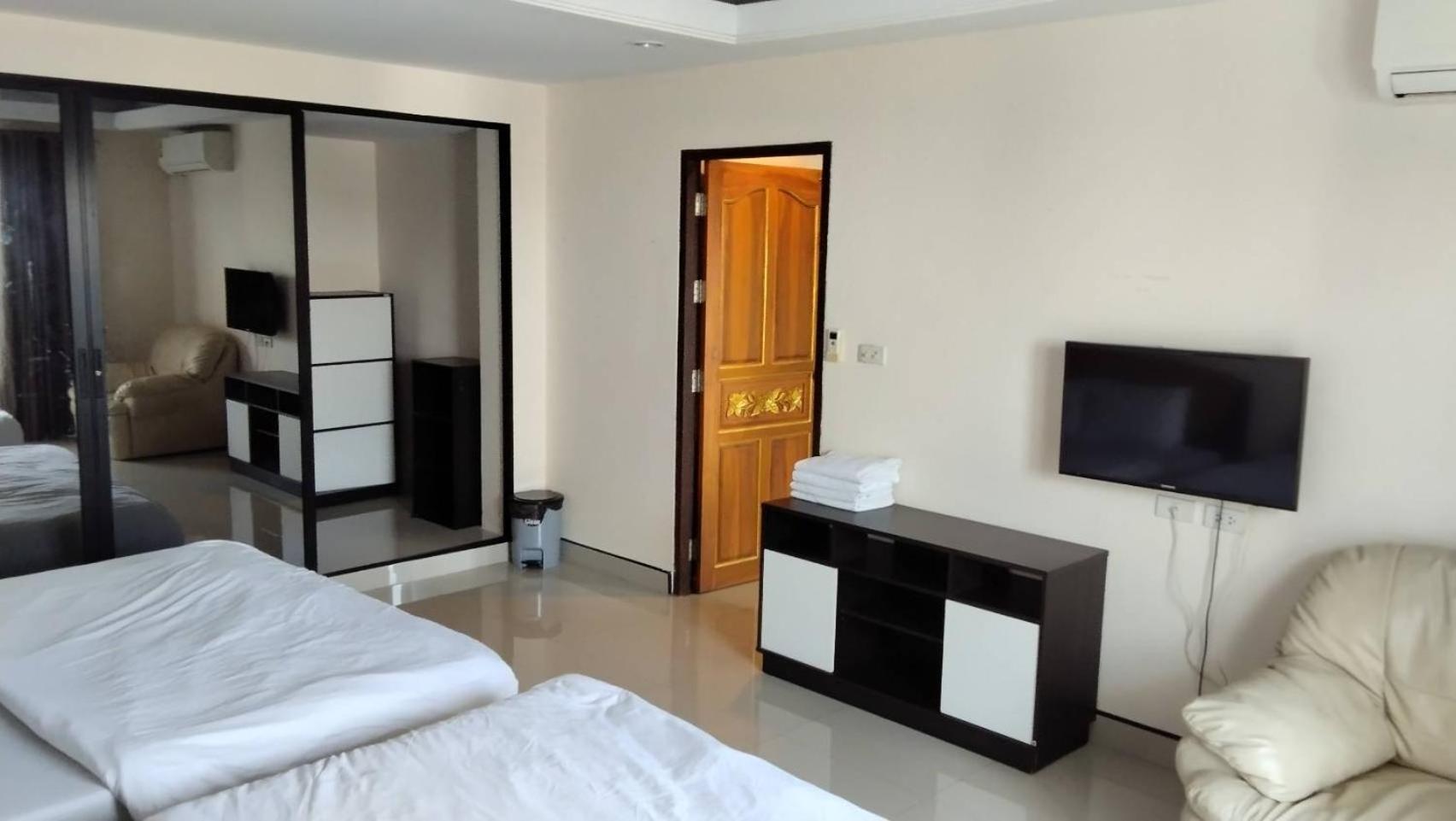 T3 Residence Bangkok Exterior photo