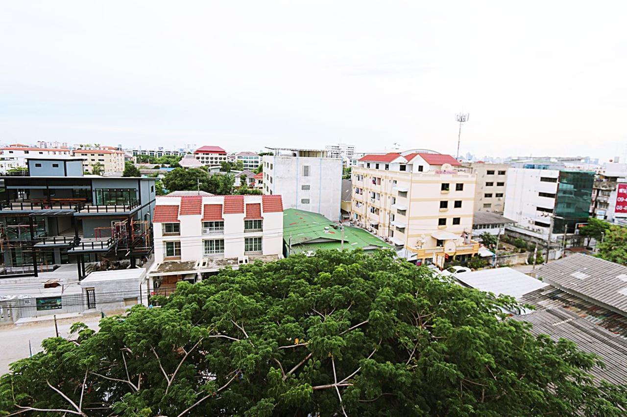 T3 Residence Bangkok Exterior photo