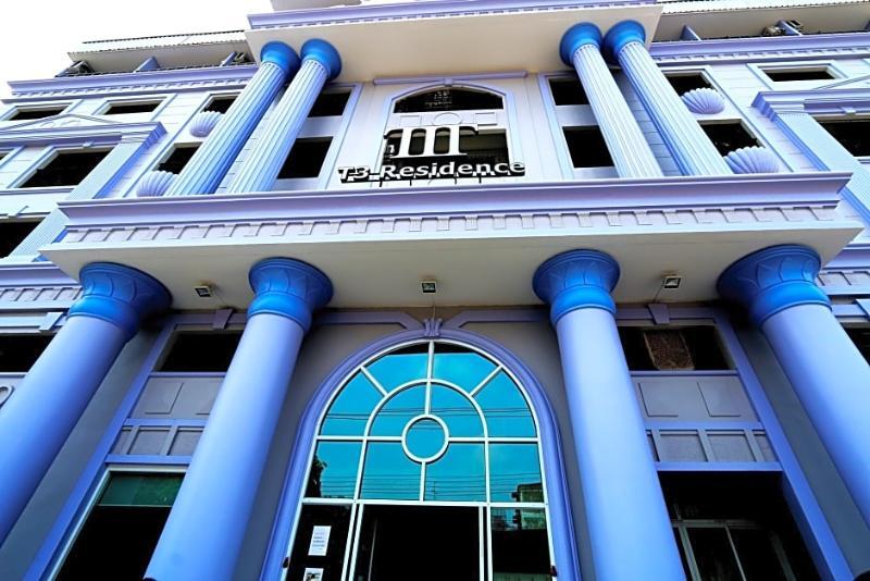 T3 Residence Bangkok Exterior photo